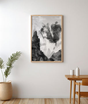 Paisaje monocromático con montañas y nubes abstractas