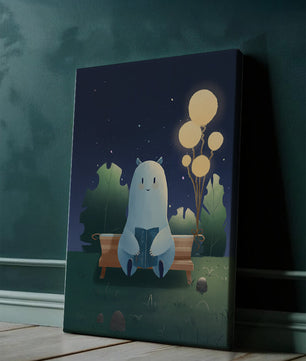 Ilustración nocturna acogedora con una criatura leyendo bajo un cielo estrellado