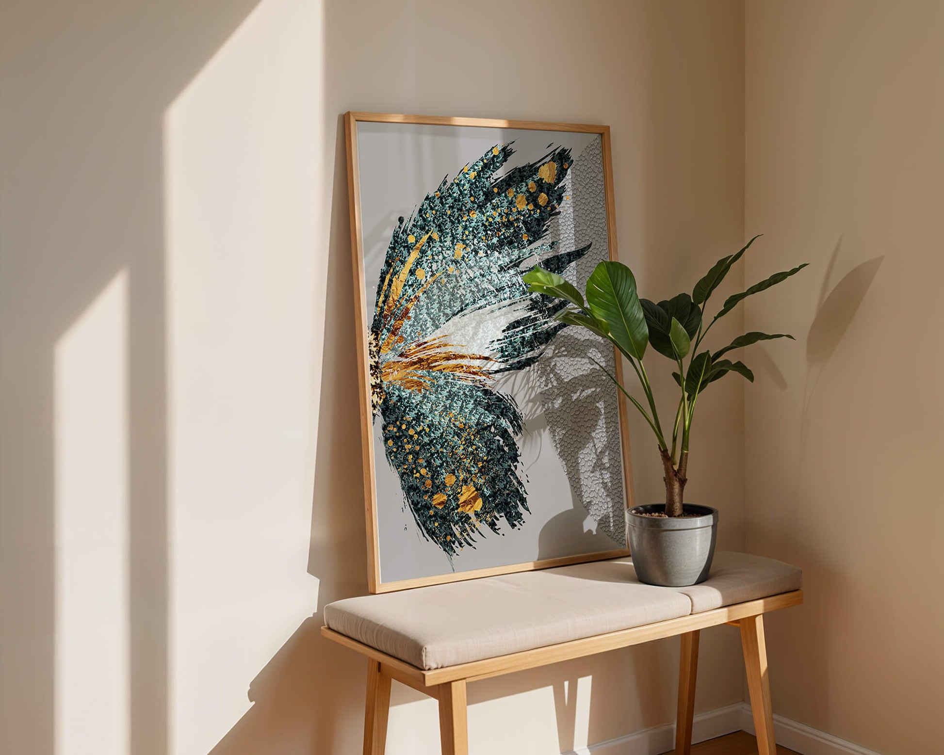 Ala de mariposa abstracta con detalles turquesa y dorados