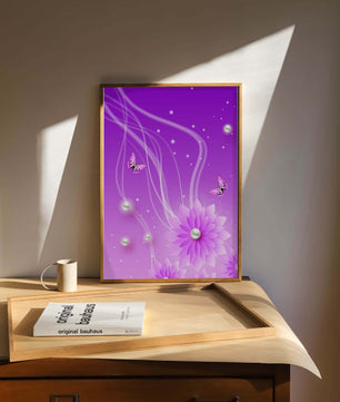 Design floral violet rêveur avec des papillons et des perles