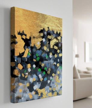 Arte abstracto con dorado y pinceladas coloridas