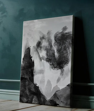 Paisaje monocromático con montañas y nubes abstractas