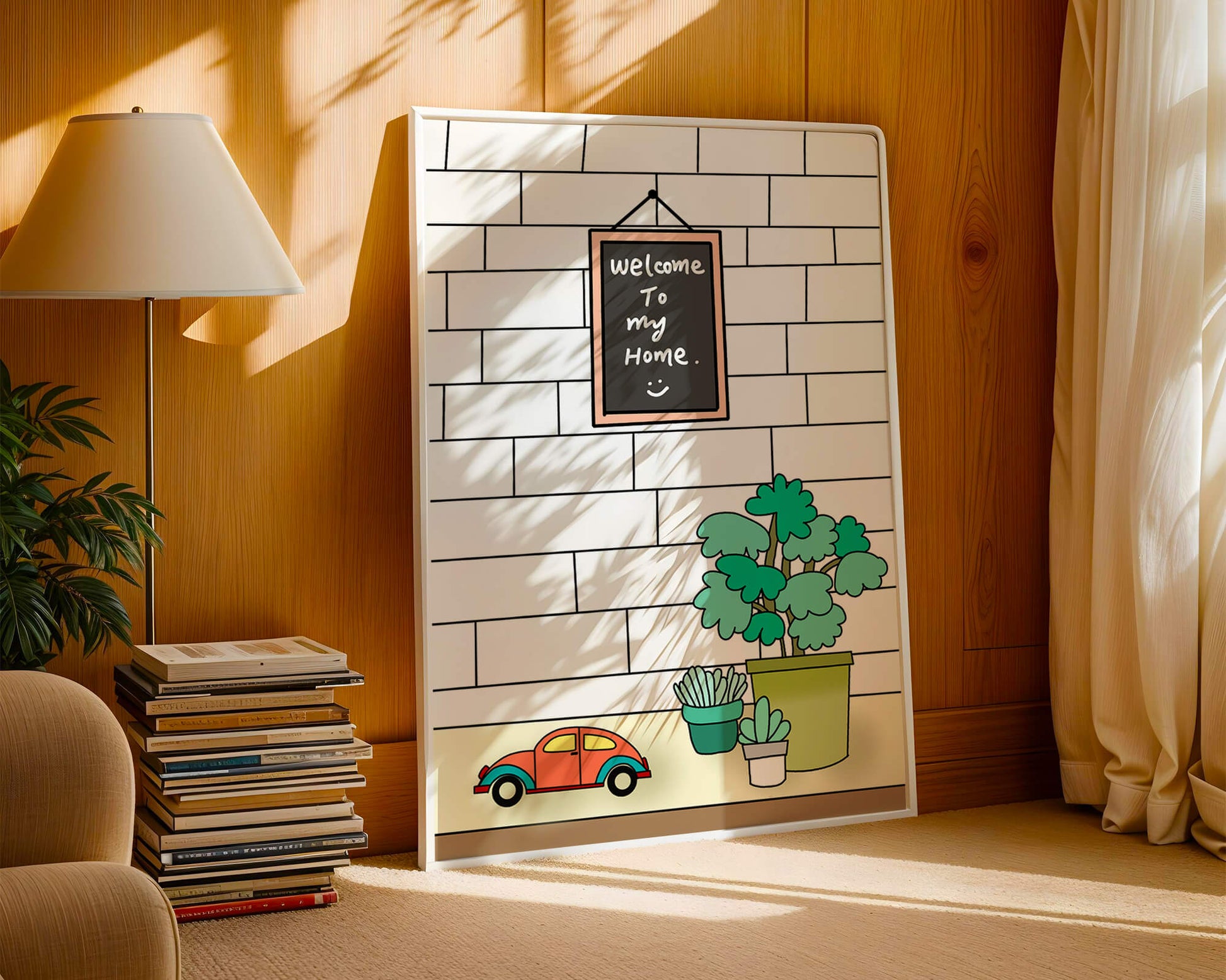 Kreidetafel-Schild mit Topfpflanzen und Spielzeugauto auf Ziegelmauer-Hintergrund