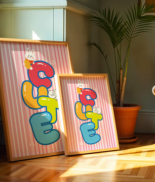 Ilustración lúdica y adorable con conejo y gatito sobre letras coloridas