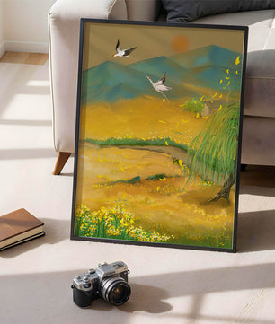 Ruhige Landschaft mit fliegenden Kranichen und goldenen Blüten