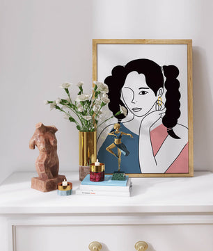 Minimalist Illustration of a Woman with Braided Hair and Gold Earring - Mi tienda