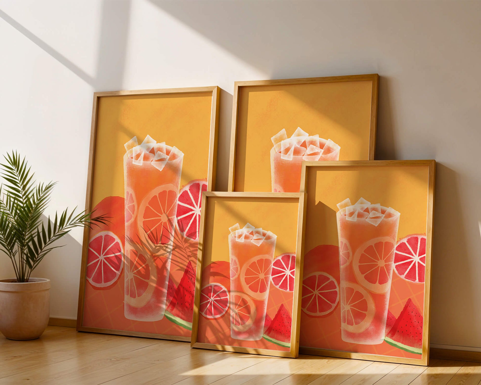 Refrescante cóctel de frutas de verano con cítricos y sandía.