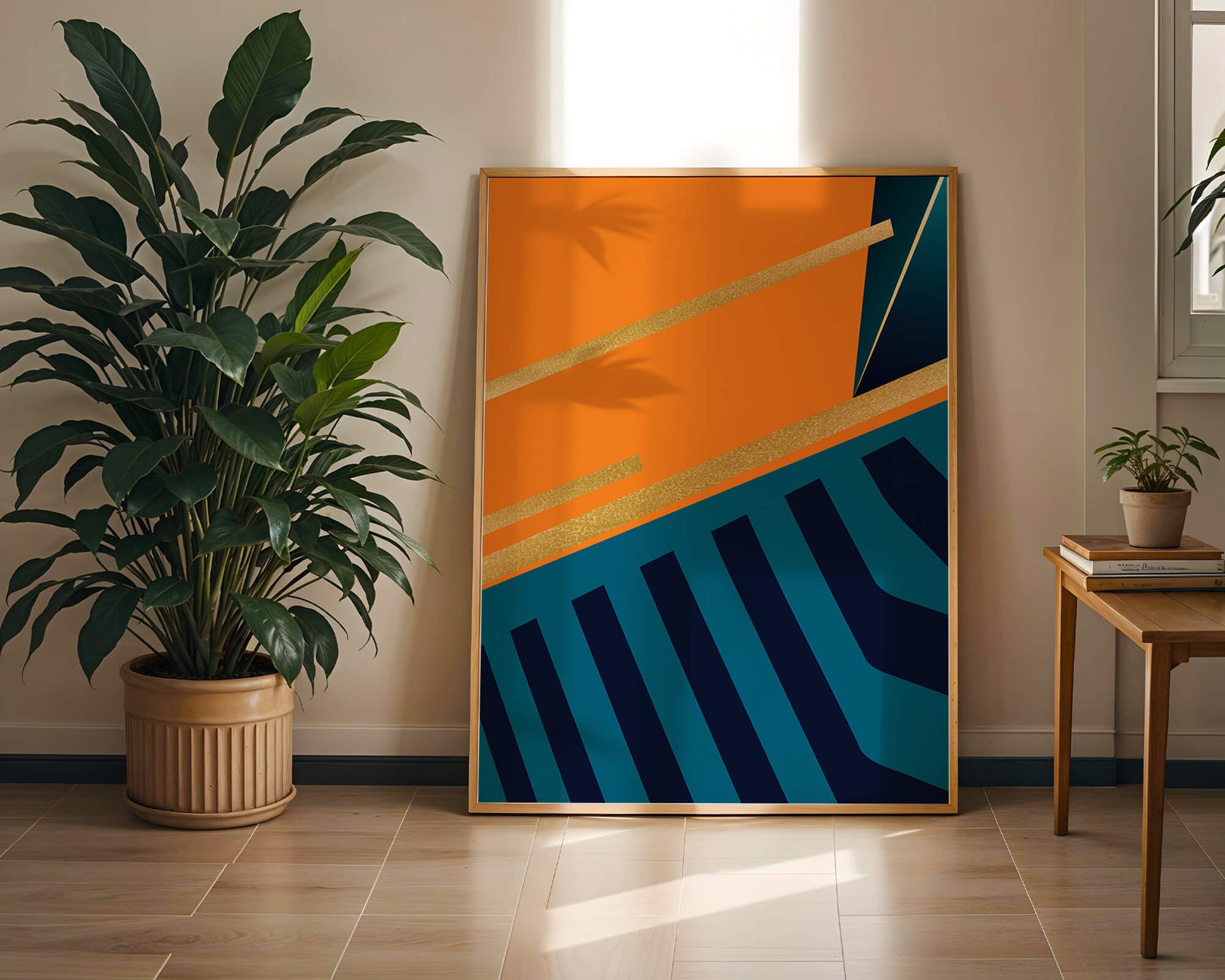 Moderne geometrische Abstraktion mit goldenen Elementen und kräftigen Farben 