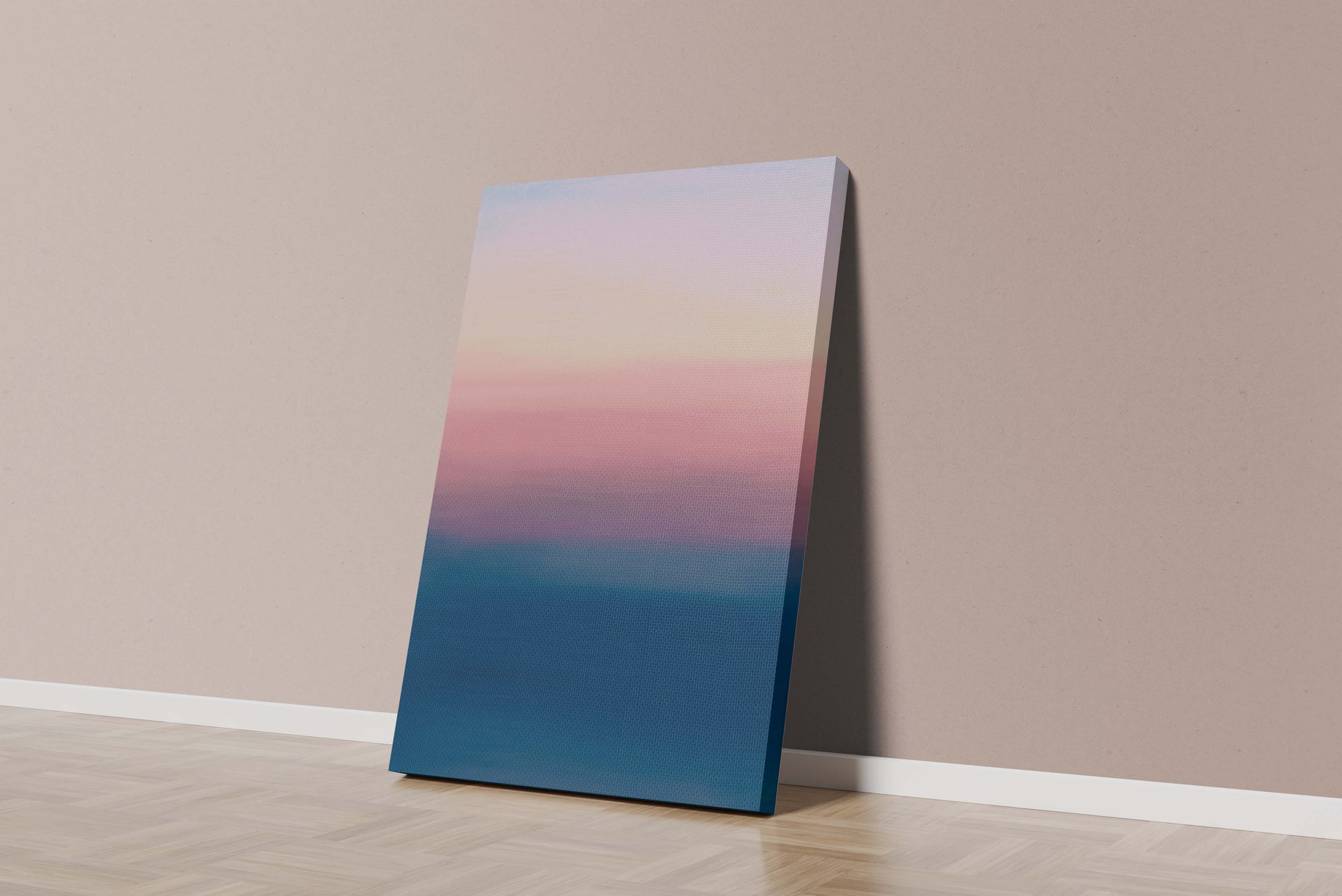 Atardecer abstracto y tranquilo sobre el océano con cielo degradado