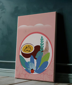 Ilustración de frutas tropicales y hojas con una mariquita sobre un fondo rosa