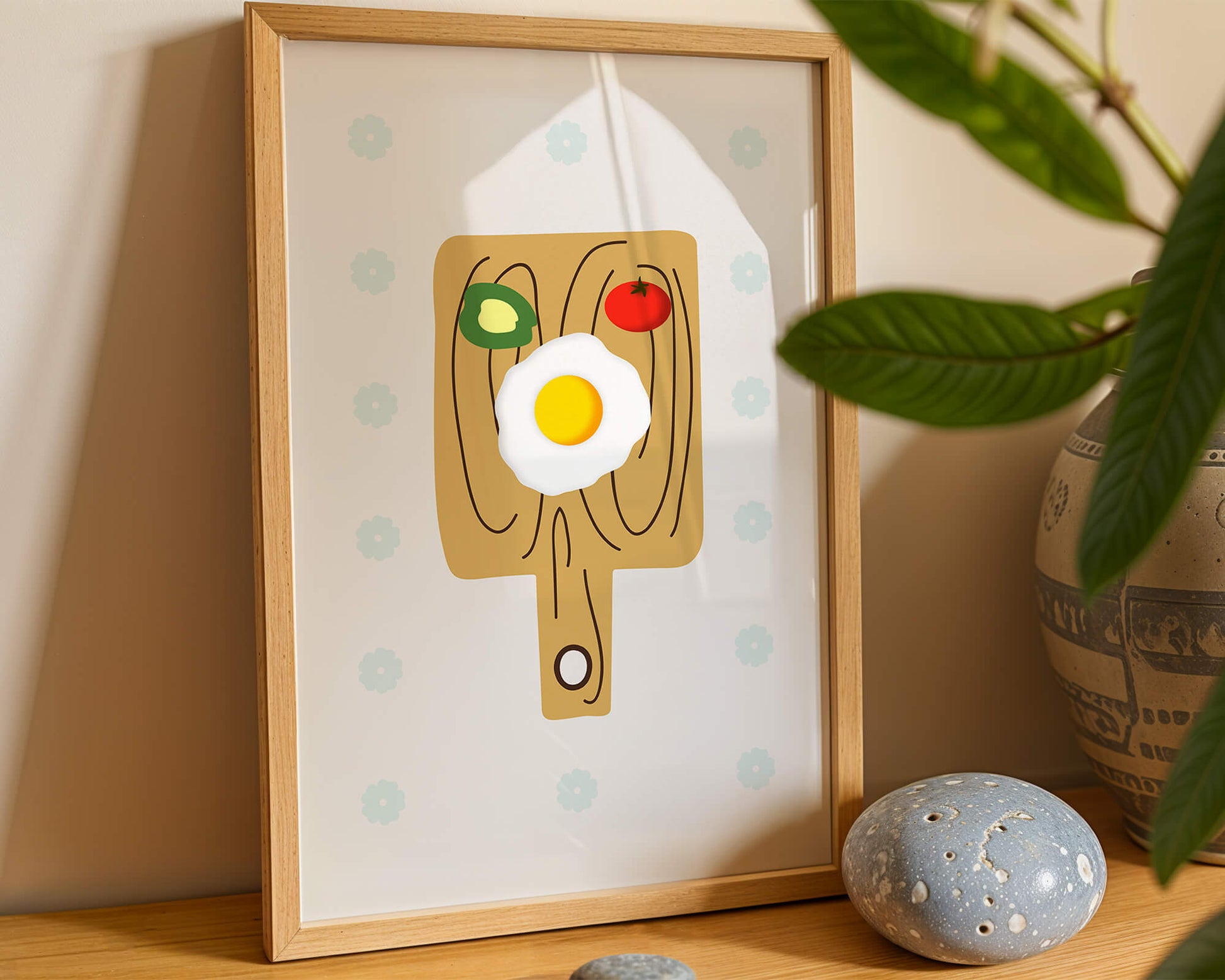 Ilustración de una escena de desayuno con huevo, aguacate y tomate sobre tabla de madera