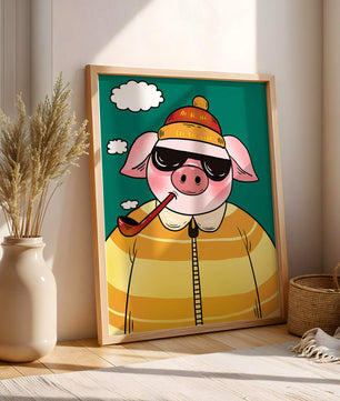 Cerdo elegante con gafas de sol y pipa contra un cielo turquesa