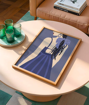 Stilvolle Illustration einer Frau mit gepunkteter Schleife und blauem Kleid