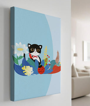 Ilustración de un gato con mariquita y flores sobre fondo azul claro