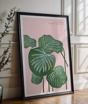 Abstract Botanical Green Leaves On Pink Background - Mi tienda