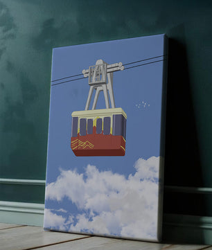 Teleférico colorido contra un cielo azul claro
