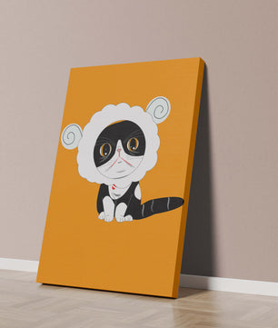 Ilustración de un gato disfrazado de oveja sobre fondo naranja vibrante