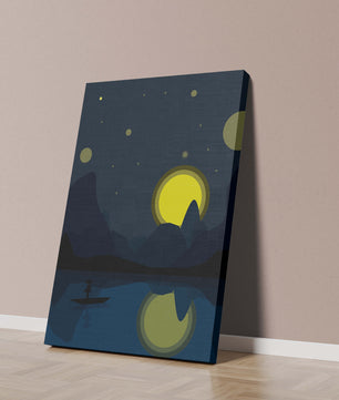 Paisaje nocturno sereno con río iluminado por la luna y bote silueteado