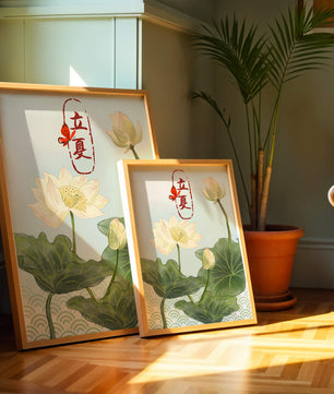 Fleurs de lotus élégantes avec calligraphie et papillon