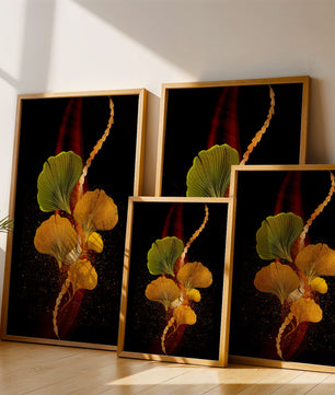 Art abstrait floral avec des feuilles de gingko dorées et un fond sombre
