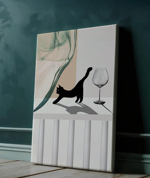 Composición abstracta con gato negro y copa de vino sobre fondo geométrico