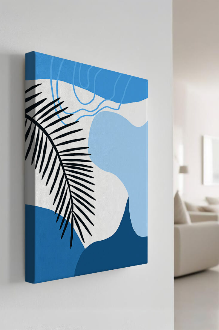 Hoja de palma abstracta sobre fondo azul con líneas fluidas