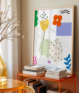 Abstraktes Blumendesign mit bunten geometrischen Formen