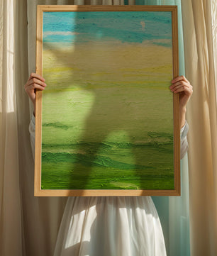 Paisaje abstracto con cielo azul y campos verdes