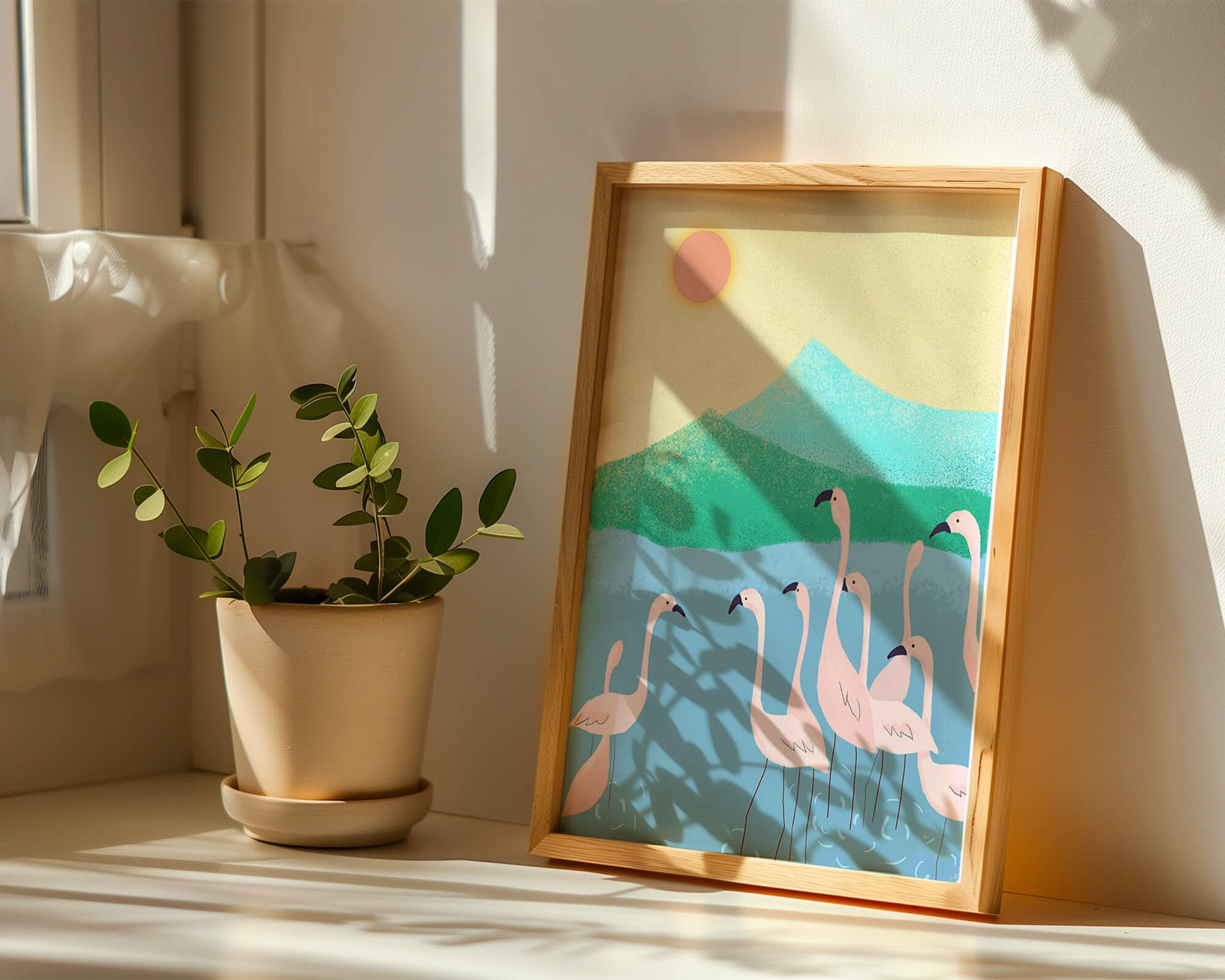 Friedliche Szene mit Flamingos in einer ruhigen Landschaft mit Bergen und Sonnenuntergang