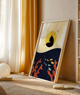 Ruhiges abstraktes Design mit Katzensilhouette und lebendiger Unterwasserszene