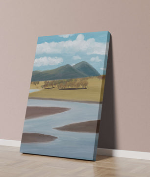 Paisaje sereno con montañas, árboles y río