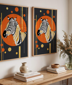 Arte moderno de cebra con acentos dorados sobre fondo abstracto
