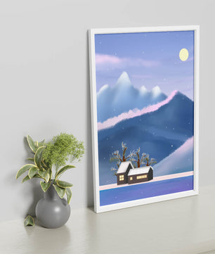 Paysage de montagne enneigée avec des maisons et des arbres sous la lumière de la lune