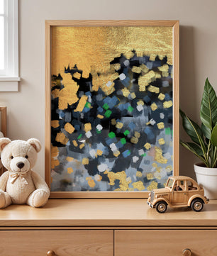 Arte abstracto con dorado y pinceladas coloridas