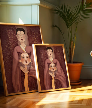 Ilustración de una figura mística con máscara y fondo ornamentado