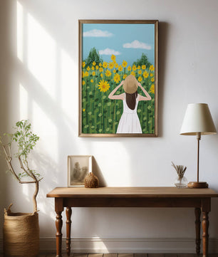 Mujer con vestido blanco admirando un campo de girasoles