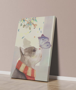 Cat Staring at Butterfly with Floral Elements - Mi tienda