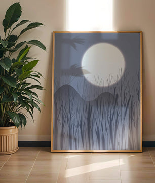 Ruhige Nachtlandschaft mit Vollmond und kahlen Bäumen