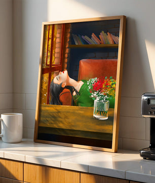Frau entspannt sich am Fenster mit Blumenstrauß und Büchern