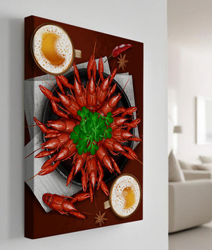 Gourmet-Meeresfrüchteplatte mit Flusskrebsen und Kaffeetassen