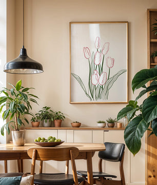 Wunderschöne rosa Tulpen mit grünen Blättern auf einer minimalistischen Leinwand