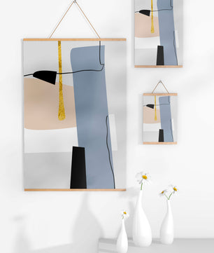 Abstrakte geometrische Kunst mit blauen und goldenen Akzenten