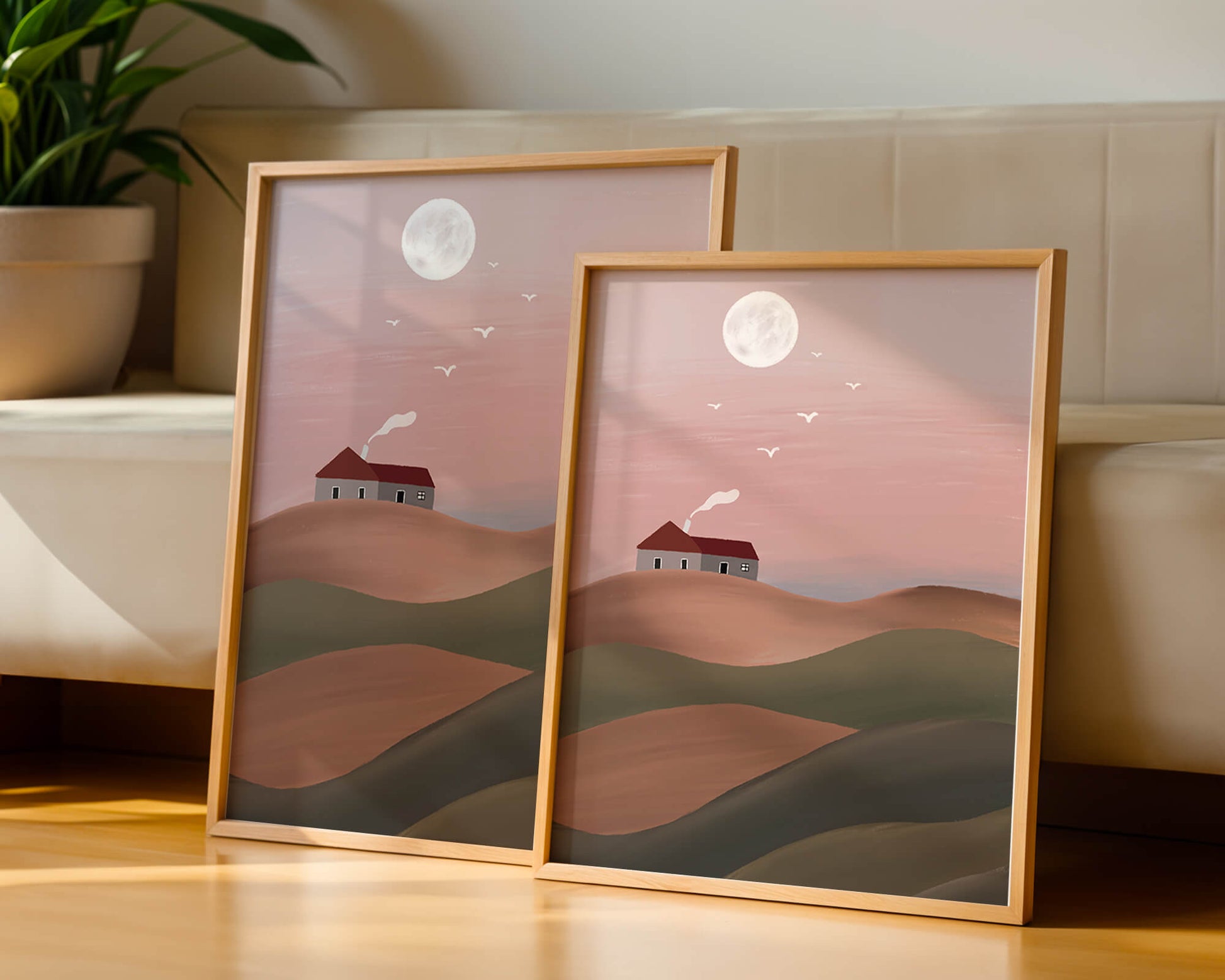 Casa en una colina rosa bajo la luna llena