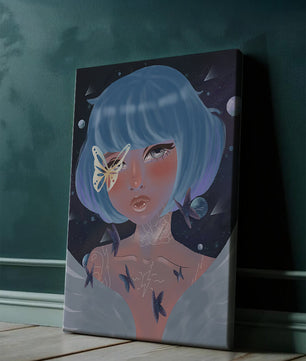 Portrait surréaliste d'une figure mystique aux cheveux bleus et aux papillons