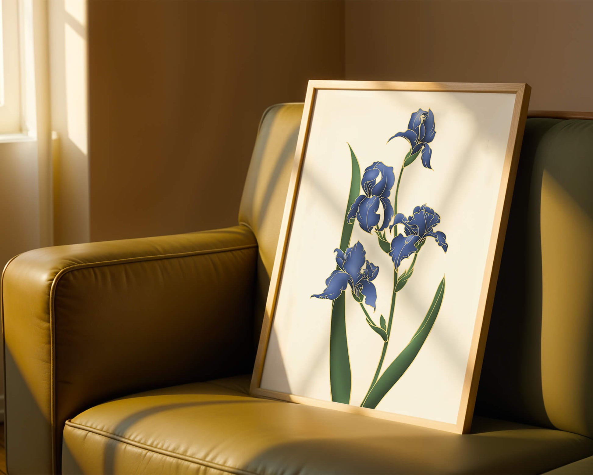 Flores de lirio azul elegantes con acentos dorados sobre un fondo blanco
