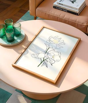 Elegante Pfingstrosen-Linienkunst mit goldenen Akzenten