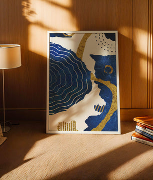 Diseño abstracto ondulado azul y dorado con patrones geométricos