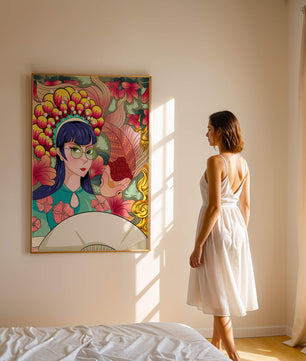 Illustration colorée d’une femme avec une coiffe florale et un fond de poissons