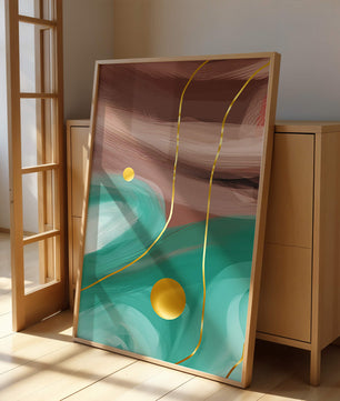 Composición abstracta con elementos dorados sobre fondo turquesa y marrón