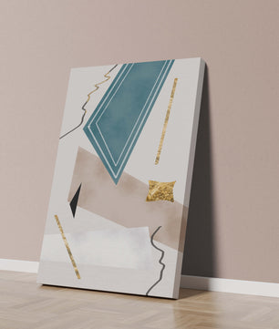 Abstraktes geometrisches Kunstwerk mit goldenen Akzenten und dynamischen Formen